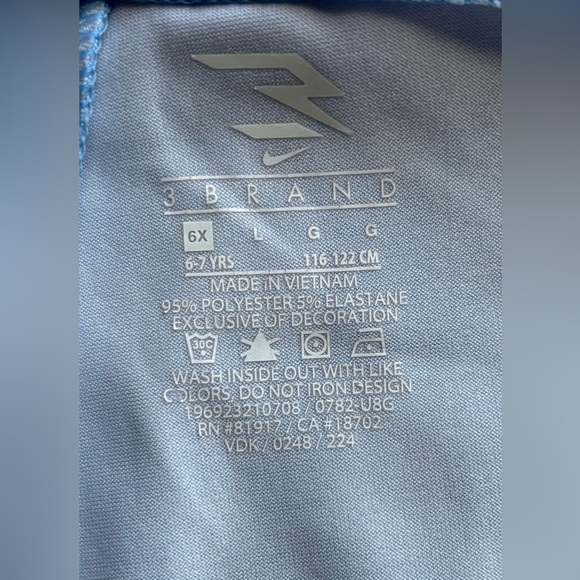 Nike Girls Blue Athletic Set - Top and shorts - Picture 3 of 3